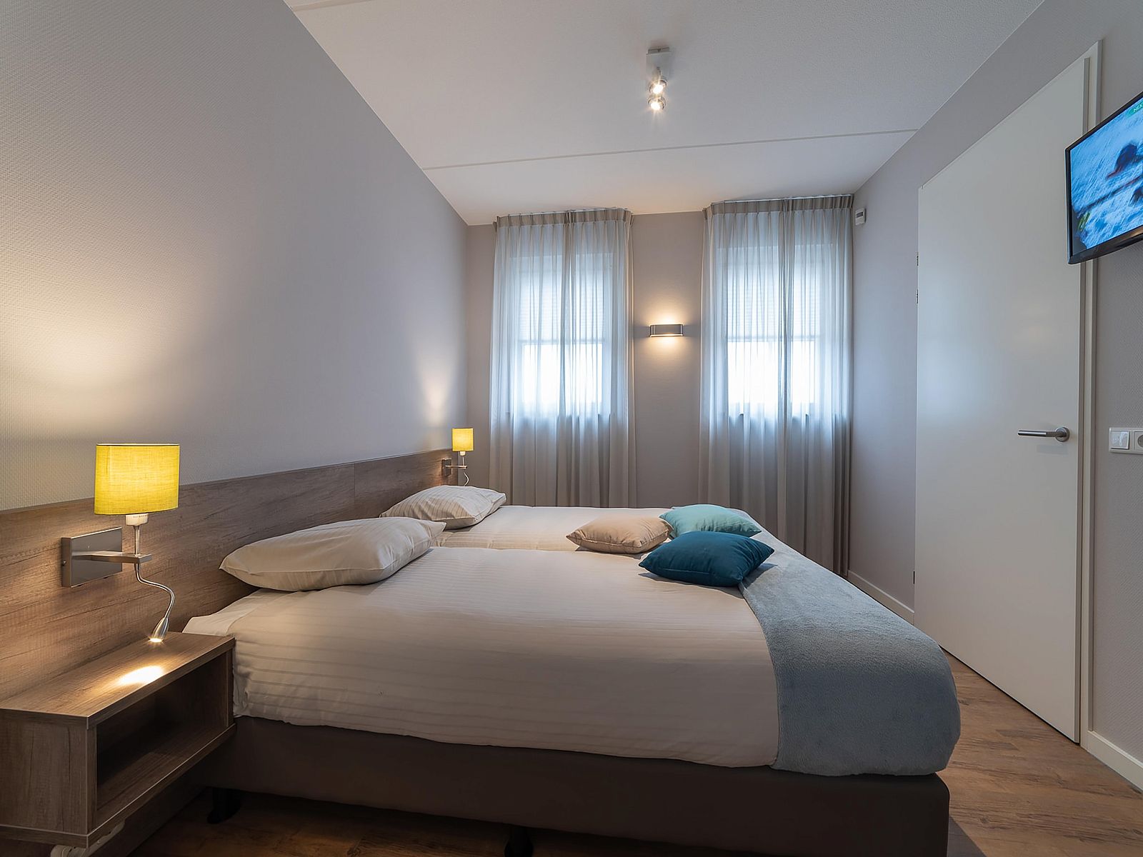 Guest house 590264 - Holiday property Noord-Beveland - Zeeuwse Pracht 8 p welness