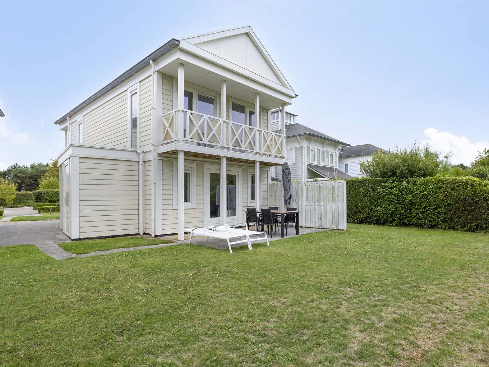 Guest house 590309 - Holiday property Noord-Beveland - Vrijstaande woning in kamperland