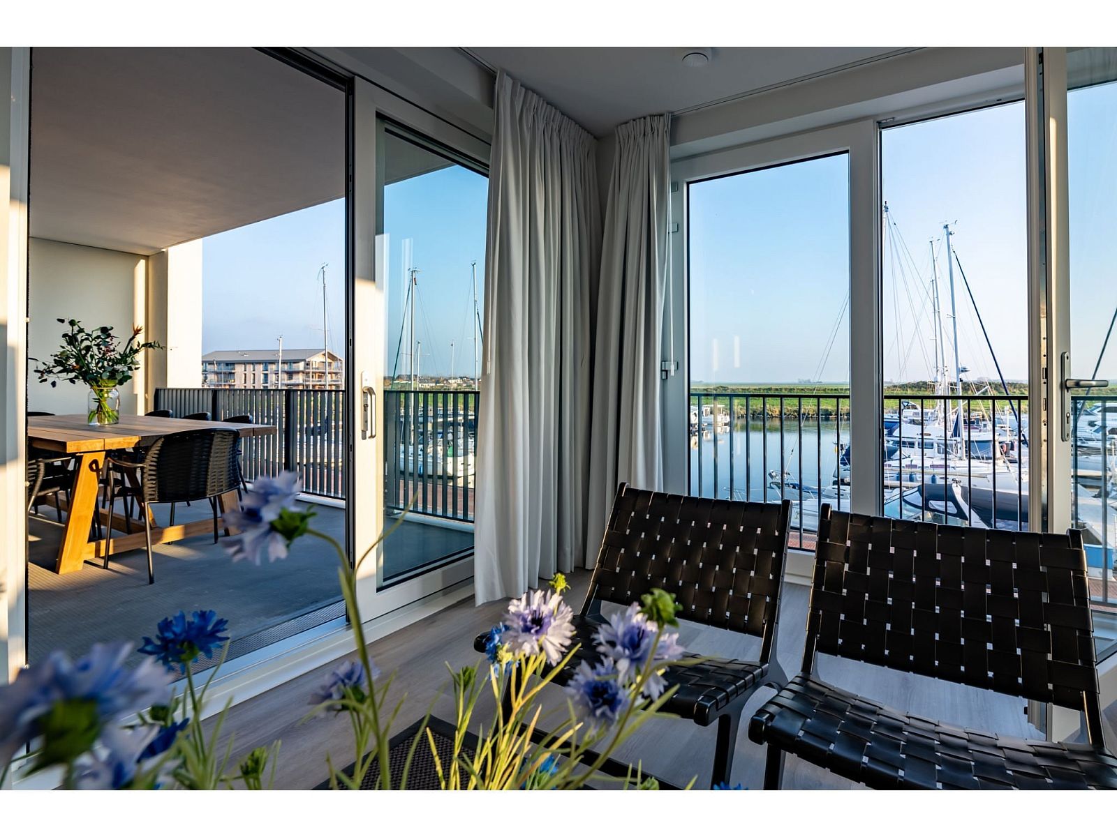 Guest house 5903168 - Apartment Noord-Beveland - Harbour Loft 1K Residence Marina havenzicht