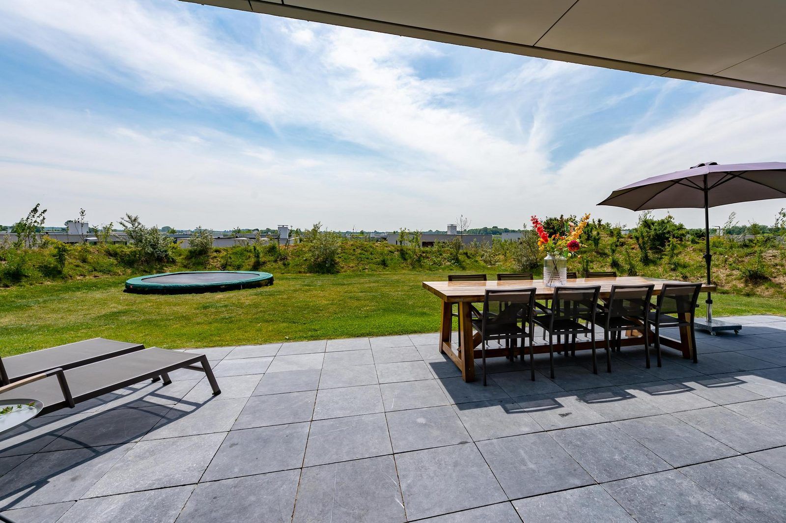 Kinderspeelplaats in de tuin van Duinvallei 29 | De Groote Duynen, Kamperland. Vakantiehuis in Noord-Beveland, Zeeland.