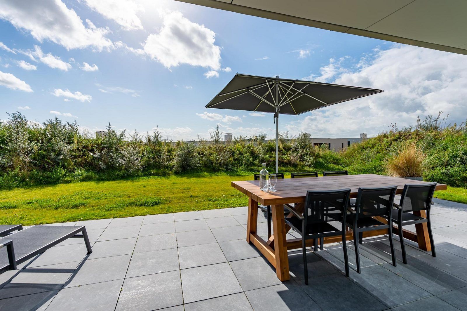 Natuerliche Umgebung mit schottischen Highlanders in der Naehe von Duinvallei 27, Kamperland, Ferienhaus in Zeeland.