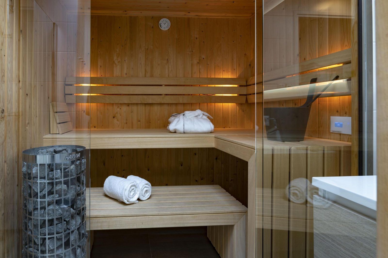 Die Luxussauna in Duinvallei 43, einem Bungalow in Kamperland, Noord-Beveland, bietet Entspannung und Komfort.