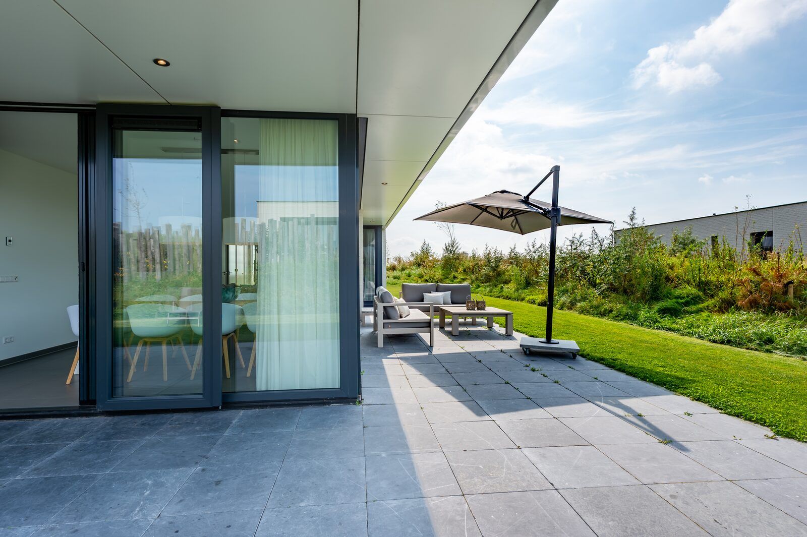 Kueche und Korridor von Duinvallei 19 in De Groote Duynen, Kamperland mit moderner Einrichtung