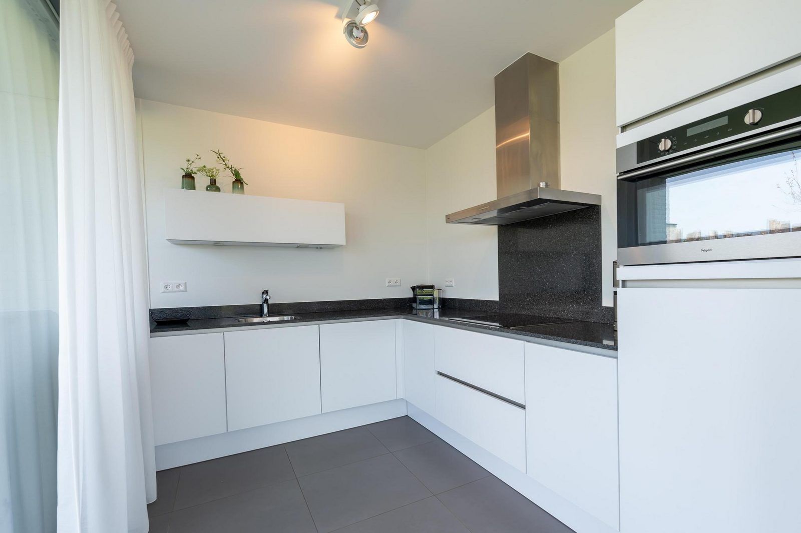 Gemuetliches Schlafzimmer im Bungalow Duinvallei 19, Kamperland, mit moderner Einrichtung