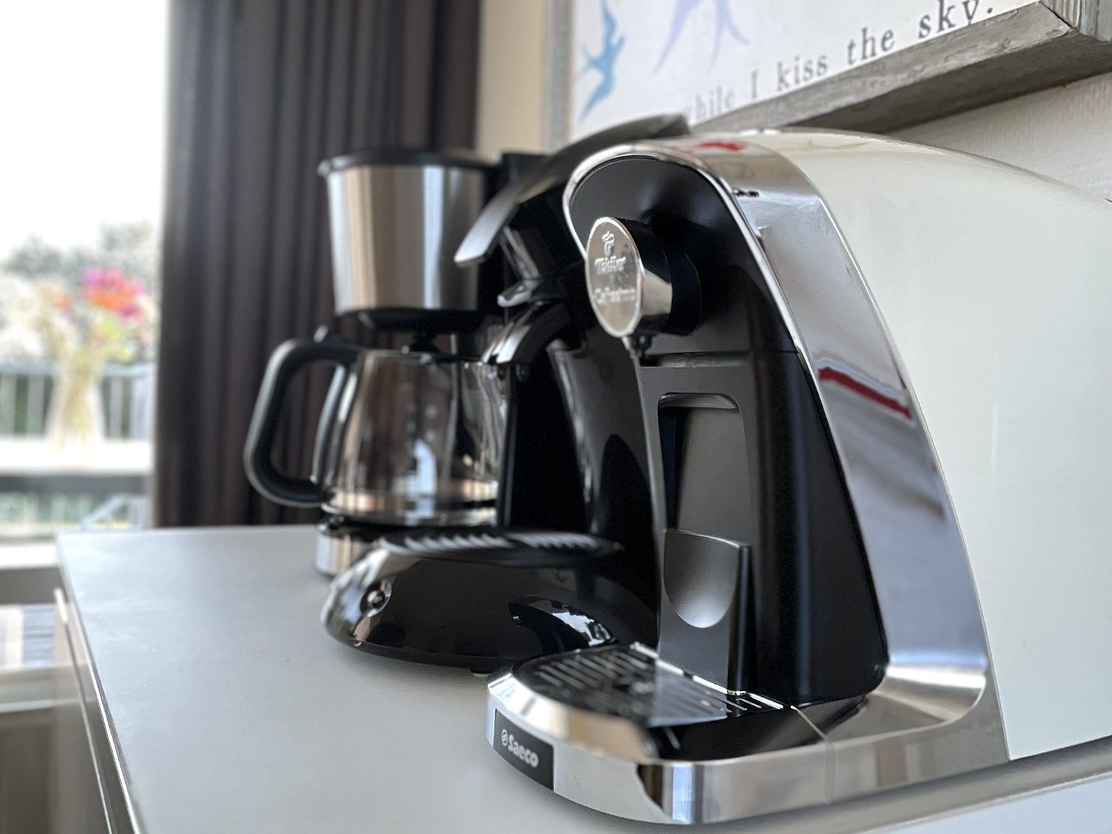 Coffee maker in Ostrea 16 vacation home, Roompot Beach Resort, Kamperland, Zeeland.