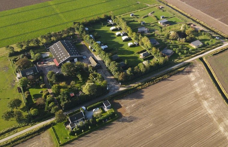 Luftaufnahme der Umgebung Ferienhaus in Kamperland, umgeben von Natur in Zeeland.