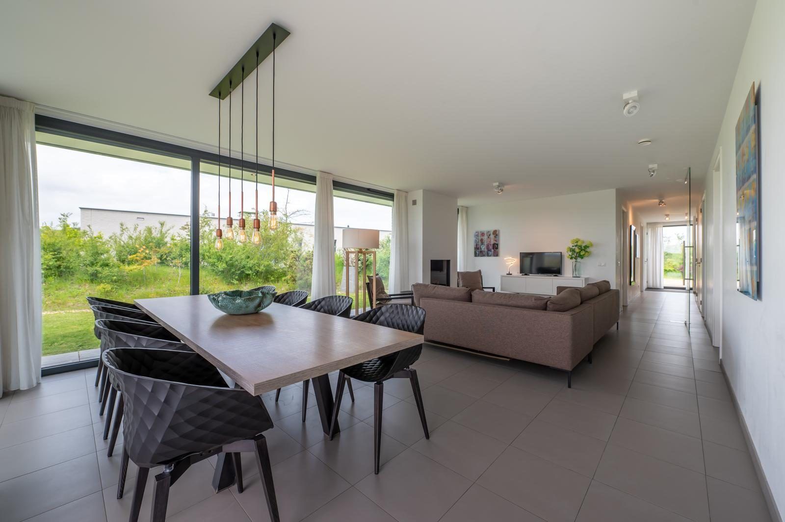Stylish dining room in Waterline 04, De Groote Duynen, Kamperland, Zeeland.