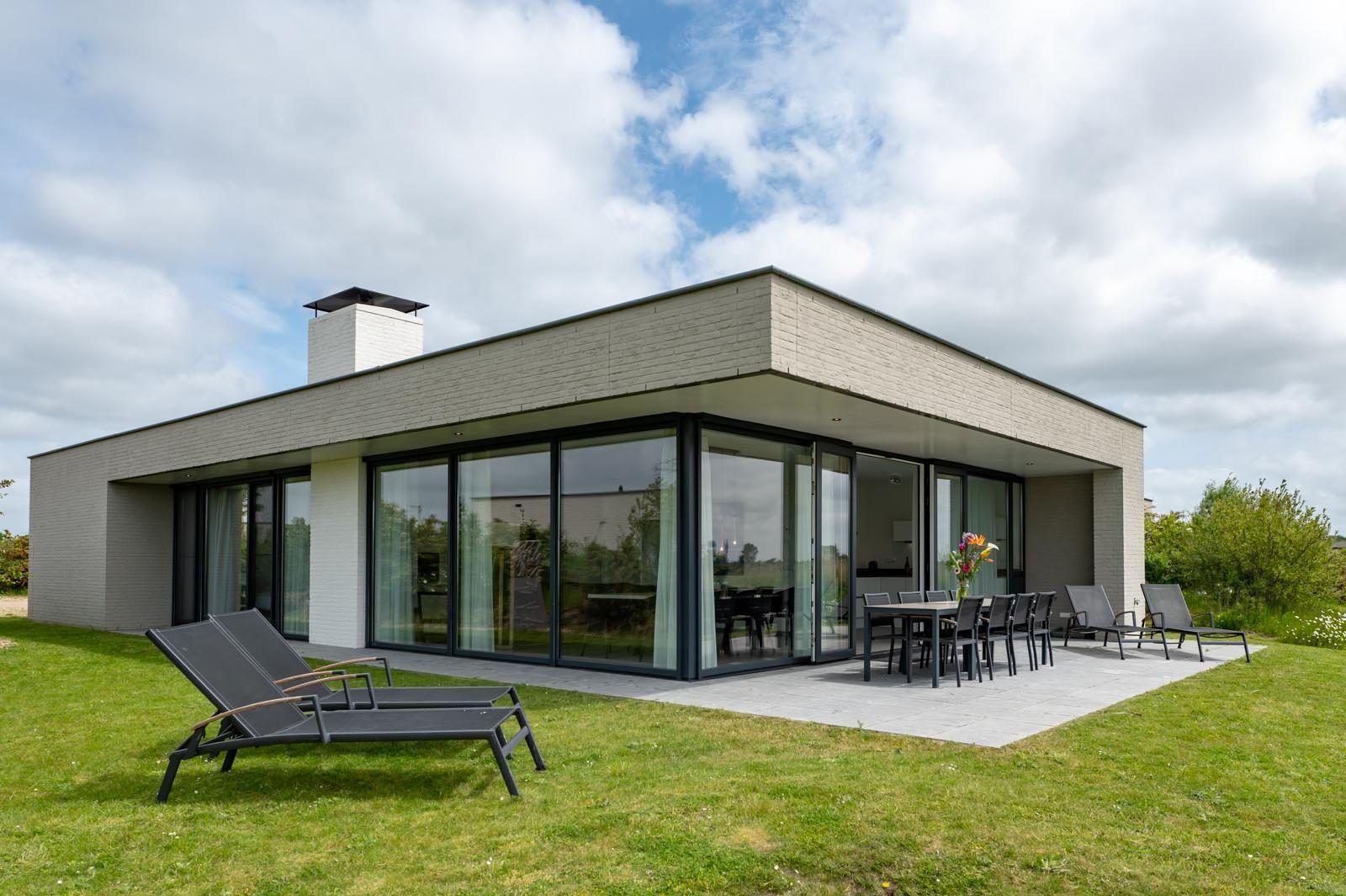 Exterior of Waterline 04, De Groote Duynen, Kamperland, Zeeland.