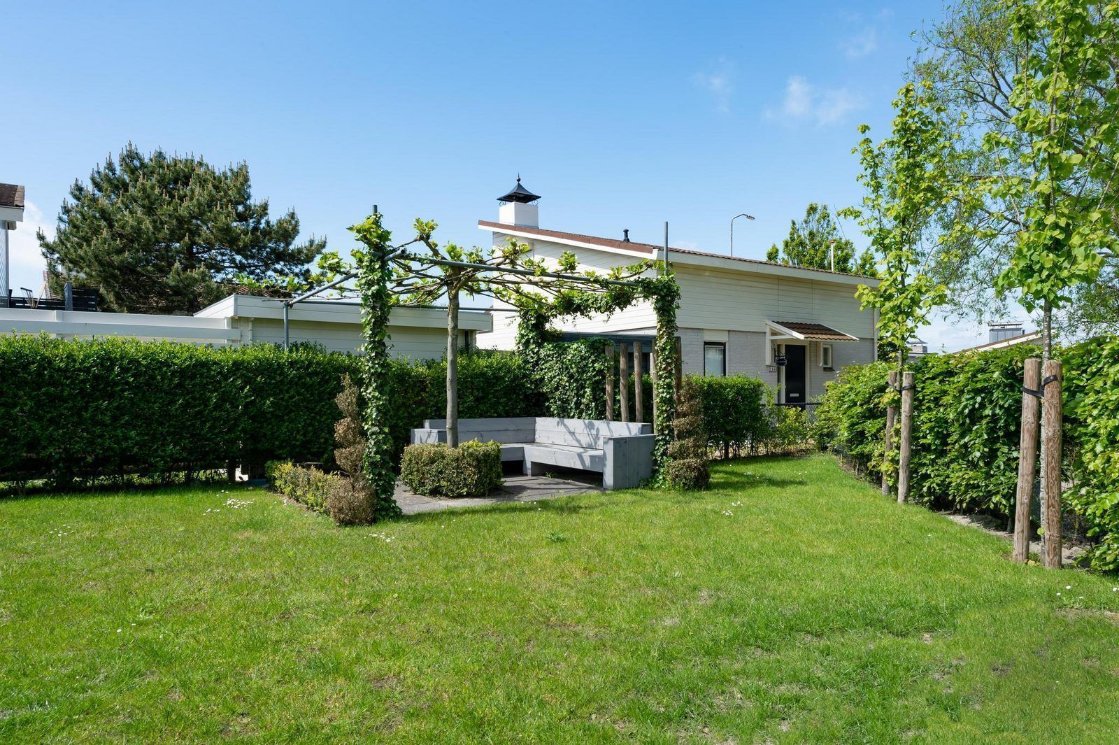 Gemuetliche Sitzecke im Garten von VZ1171 Freistehendes Ferienhaus in Kamperland, Noord-Beveland, Zeeland.