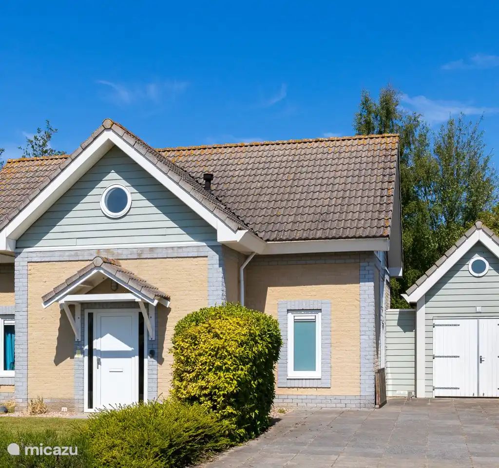 Verblijf 590345 - Vakantiewoning Noord-Beveland - ZeelandhuisaanZee Strandlaan19