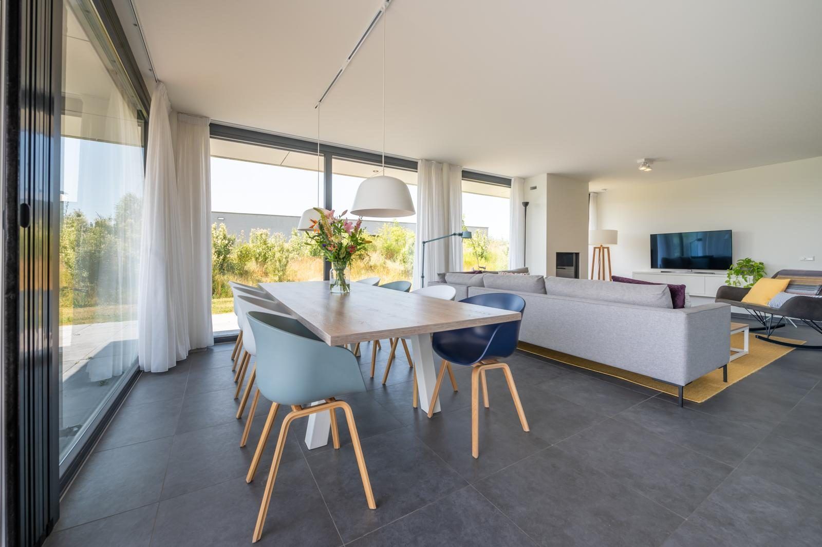 Stylishly decorated Duinvallei 10 | De Groote Duynen in Kamperland, a vacation home with modern furniture in Zeeland.