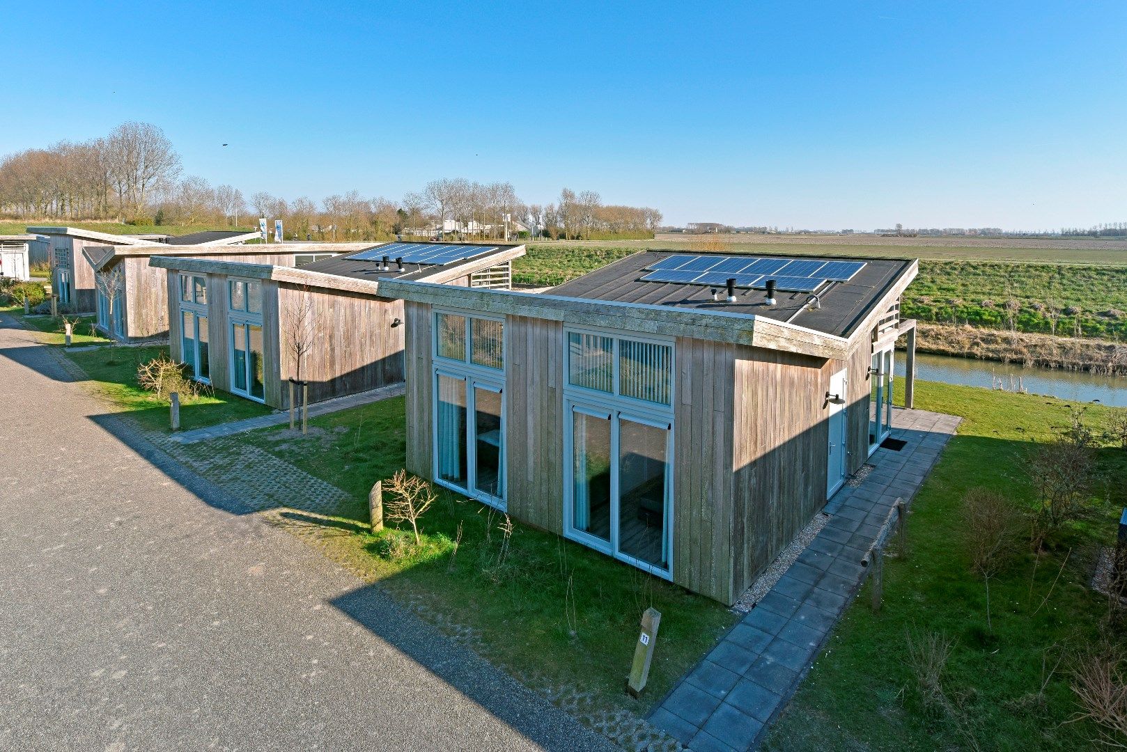 Verblijf 5903519 - Vakantiewoning Noord-Beveland - Vrijstaande woning in kamperland