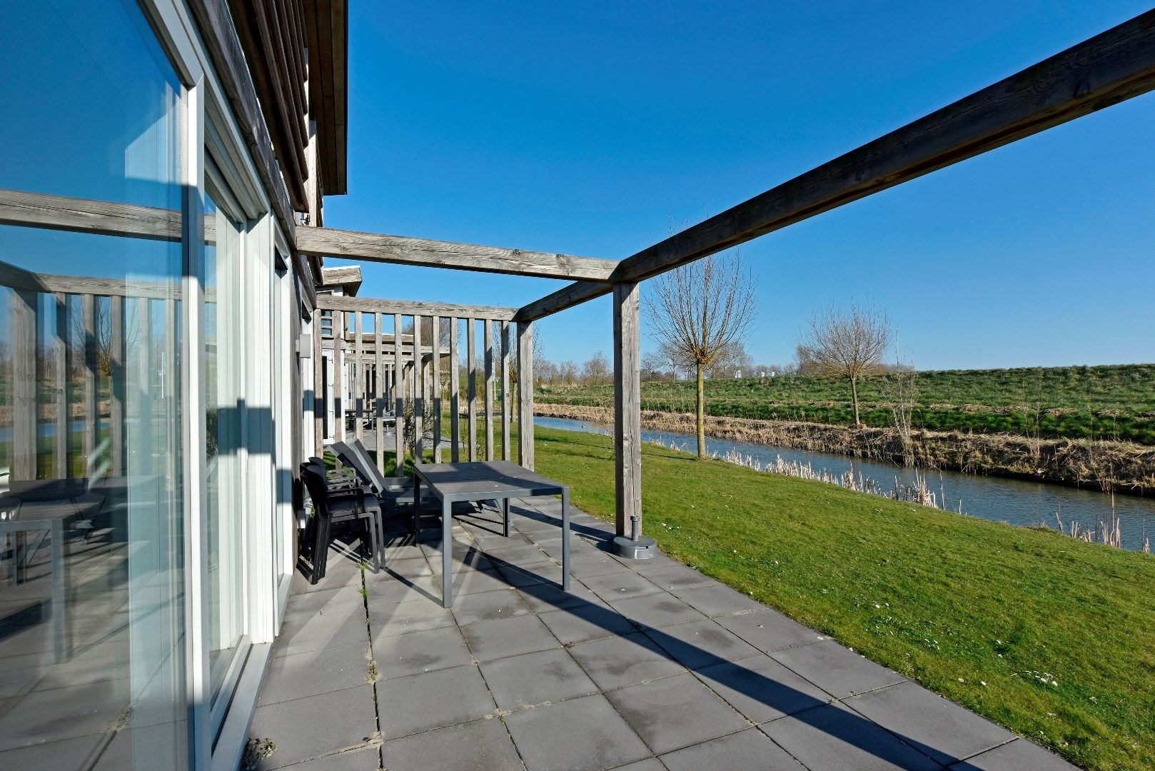 Verblijf 5903519 - Vakantiewoning Noord-Beveland - Vrijstaande woning in kamperland