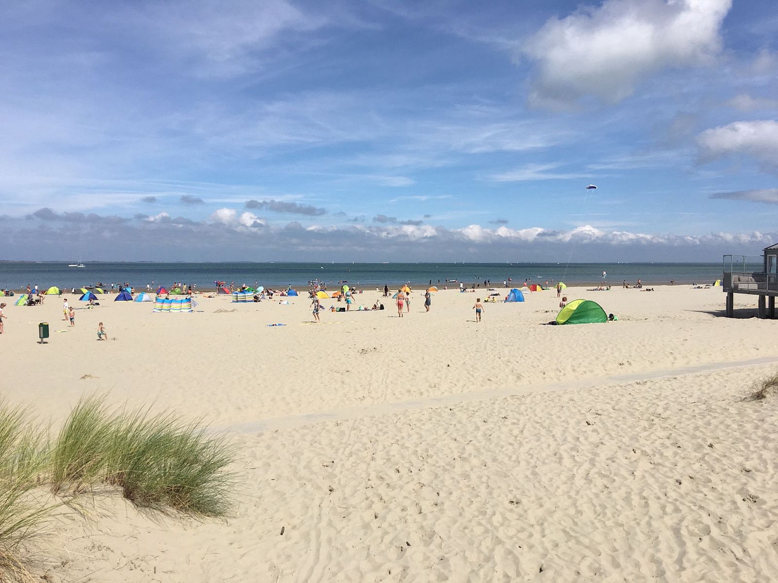 Guest house 5903530 - Holiday property Noord-Beveland - Vakantiehuis RBR 164 - Beach Resort Kamperland