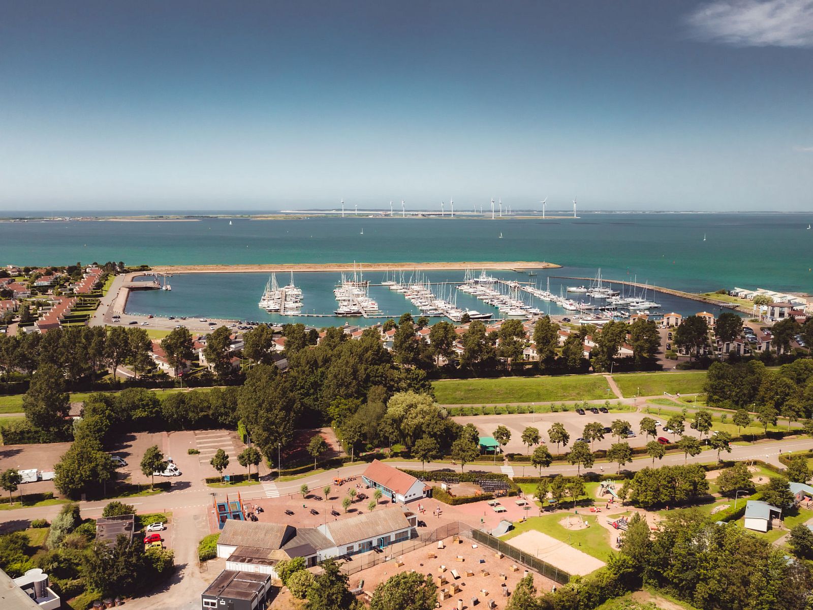 Verblijf 5903532 - Vakantiewoning Noord-Beveland - Vakantiehuis RBR 1152 - Beach Resort Kamperland
