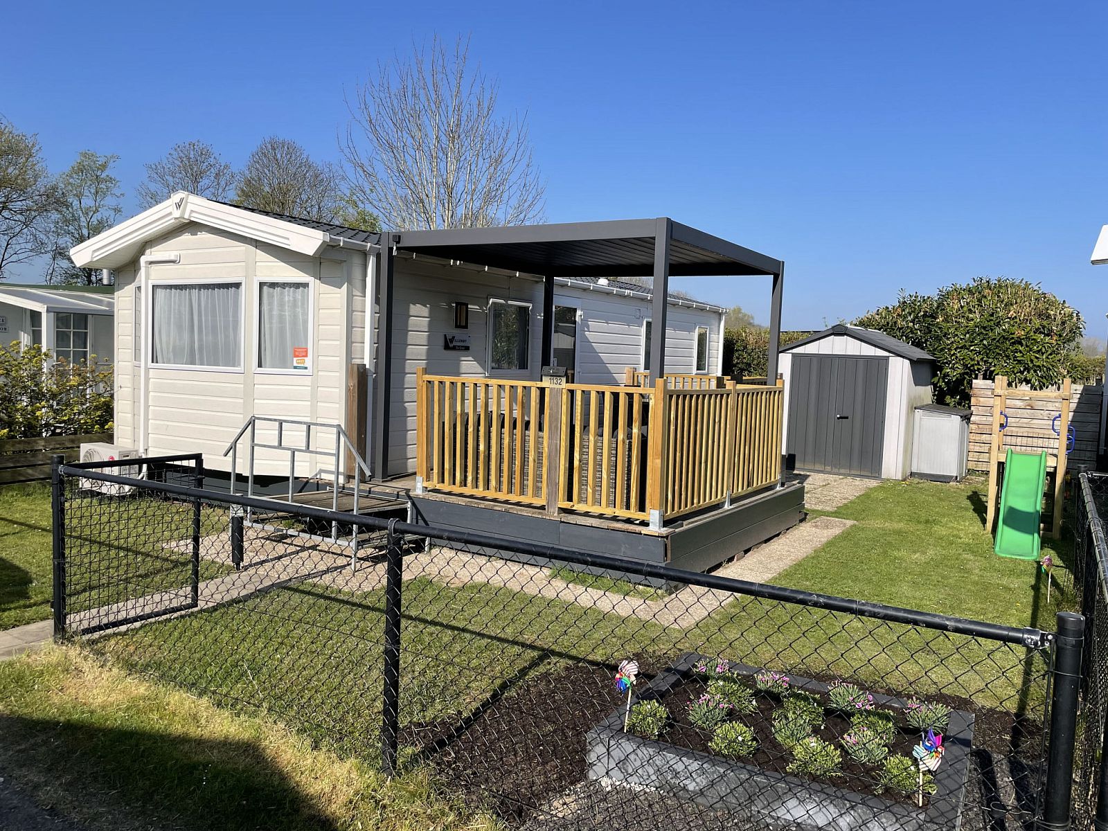 Unterkunft 5903547 - Ferienhaus Noord-Beveland - Vakantiehuis RBR 1132 - Beach Resort Kamperland