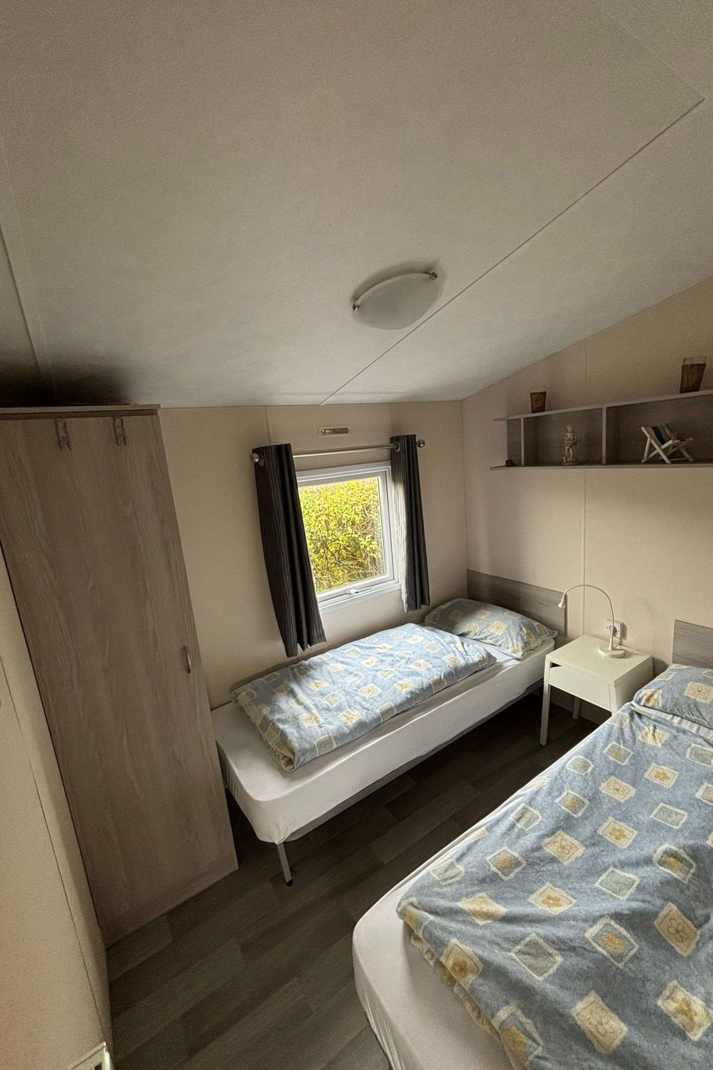 Guest house 5903551 - Holiday property Noord-Beveland - Vakantiehuis RBR 1342 - Beach Resort Kamperland