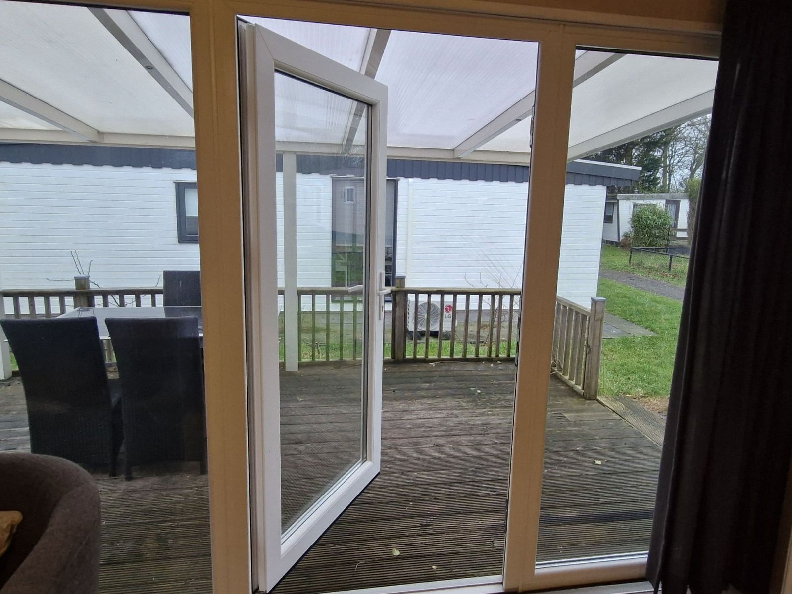 Unterkunft 5903552 - Ferienhaus Noord-Beveland - Vakantiehuis RBR 1143 - Beach Resort Kamperland