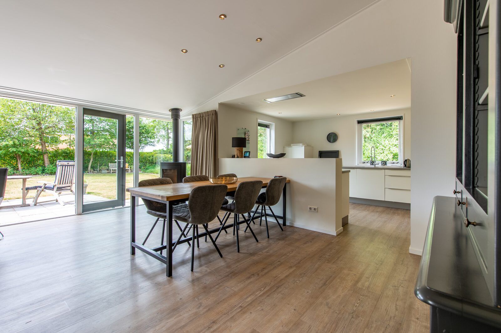 Verblijf 5903571 - Vakantiewoning Noord-Beveland - Dennenlaan 17 | Ruiterplaat