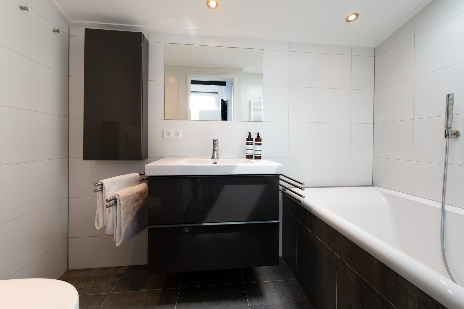 Verblijf 5903571 - Vakantiewoning Noord-Beveland - Dennenlaan 17 | Ruiterplaat