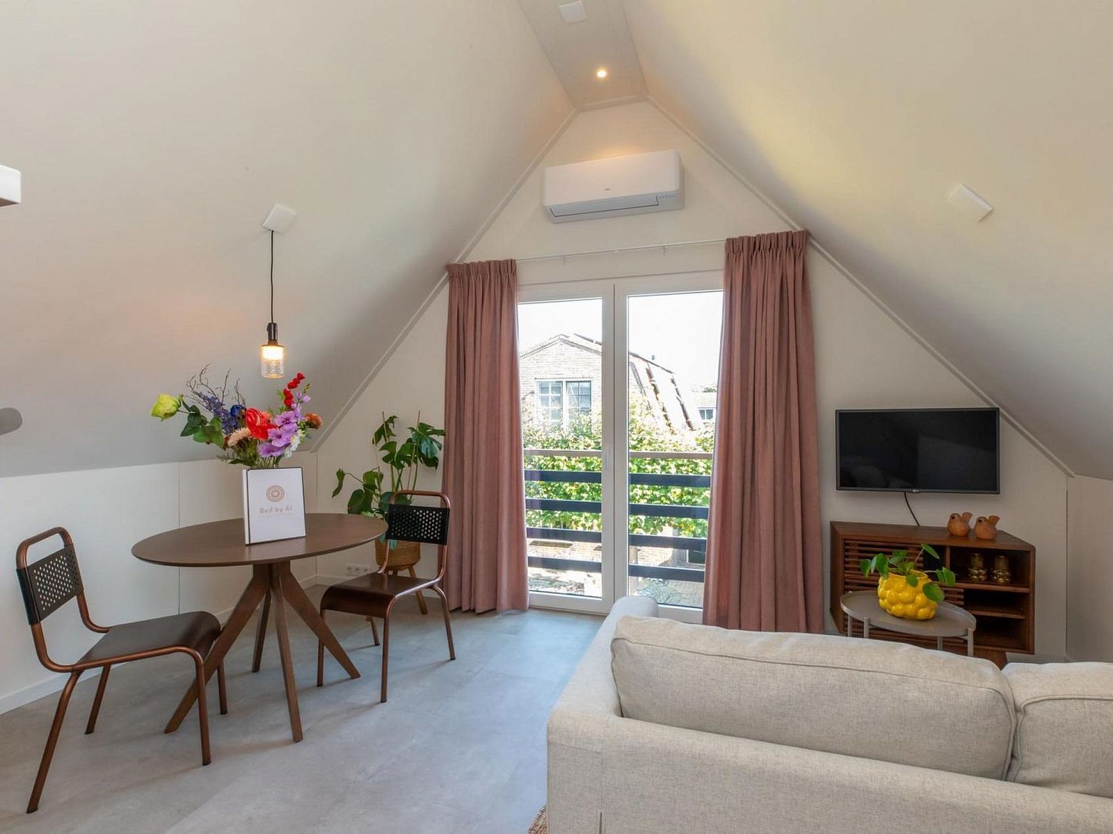 Guest house 590430 - Holiday property Noord-Beveland - Vakantiehuis Vintage Vibes Kortgene