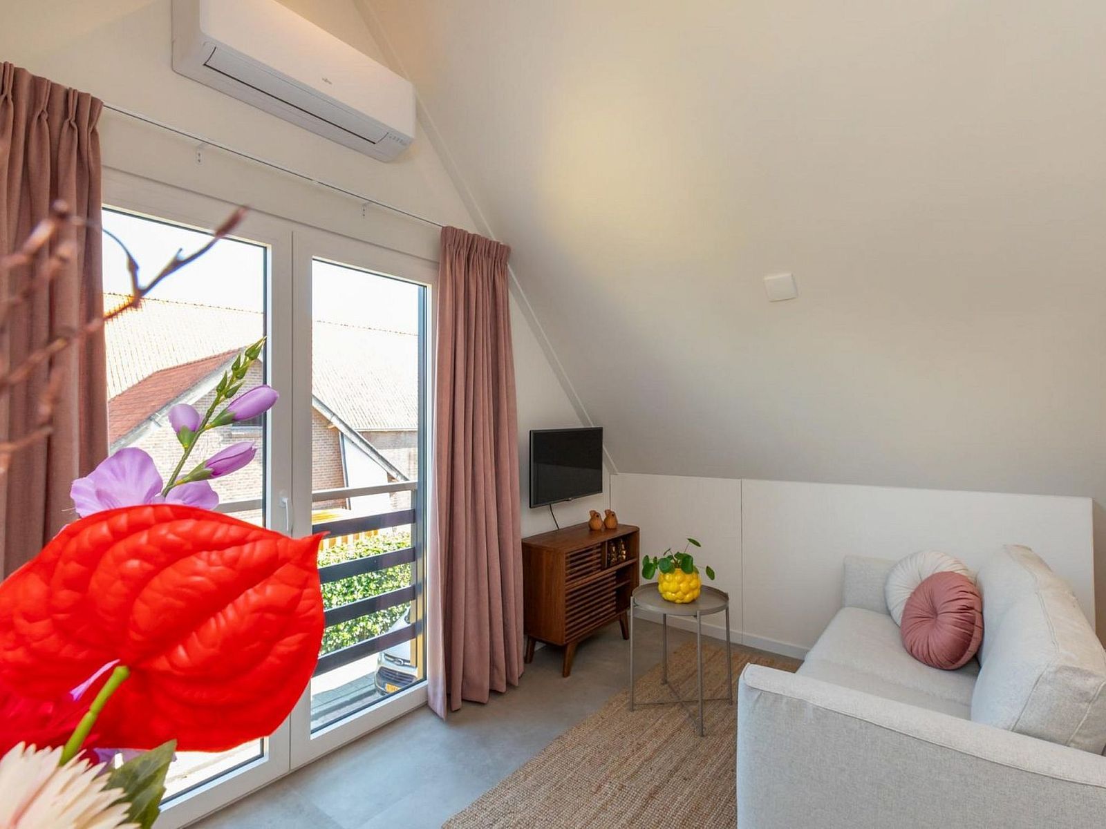 Guest house 590430 - Holiday property Noord-Beveland - Vakantiehuis Vintage Vibes Kortgene
