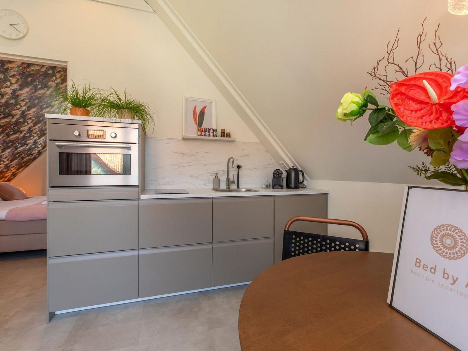 Guest house 590430 - Holiday property Noord-Beveland - Vakantiehuis Vintage Vibes Kortgene