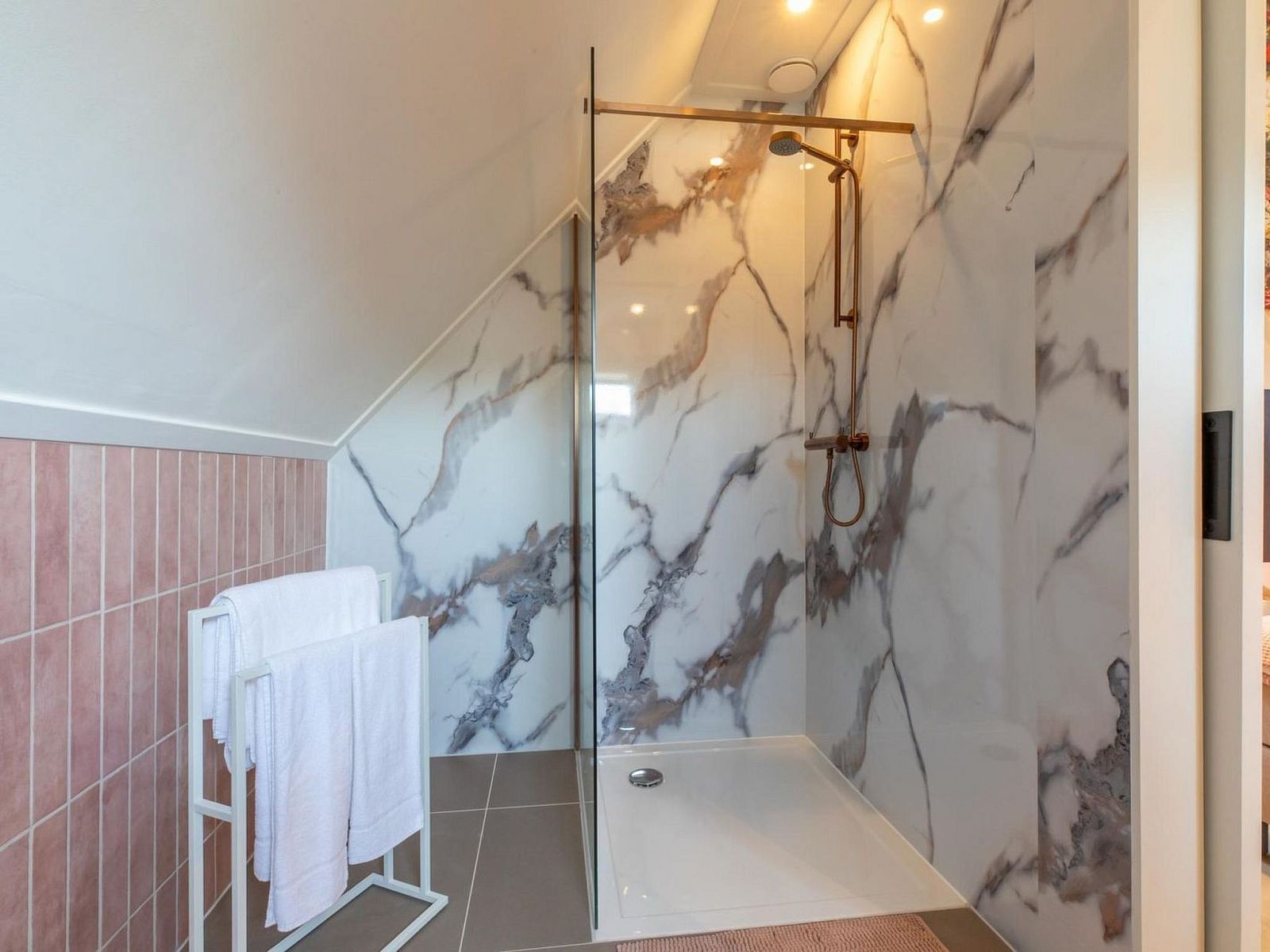Guest house 590430 - Holiday property Noord-Beveland - Vakantiehuis Vintage Vibes Kortgene