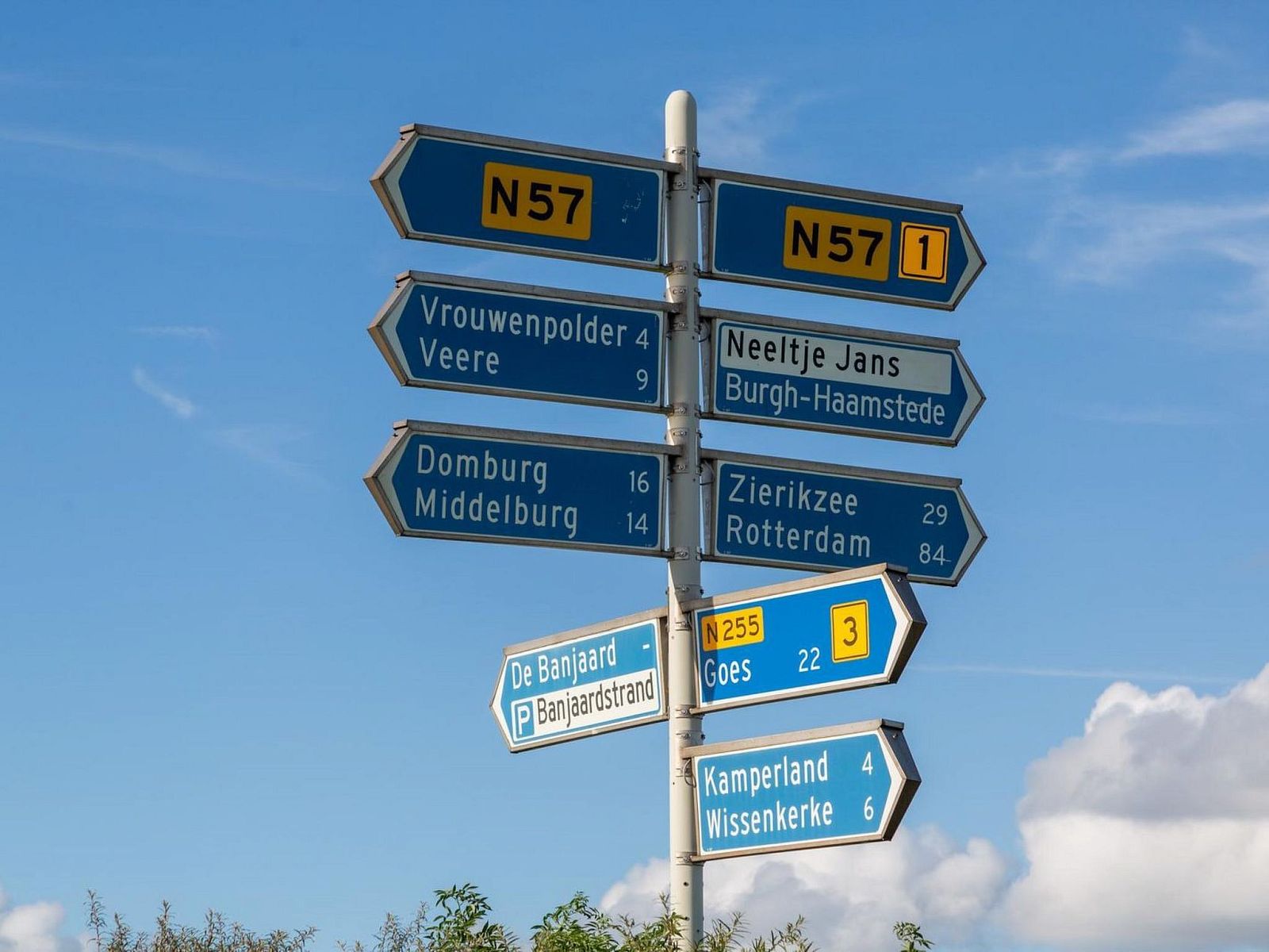 Guest house 590430 - Holiday property Noord-Beveland - Vakantiehuis Vintage Vibes Kortgene