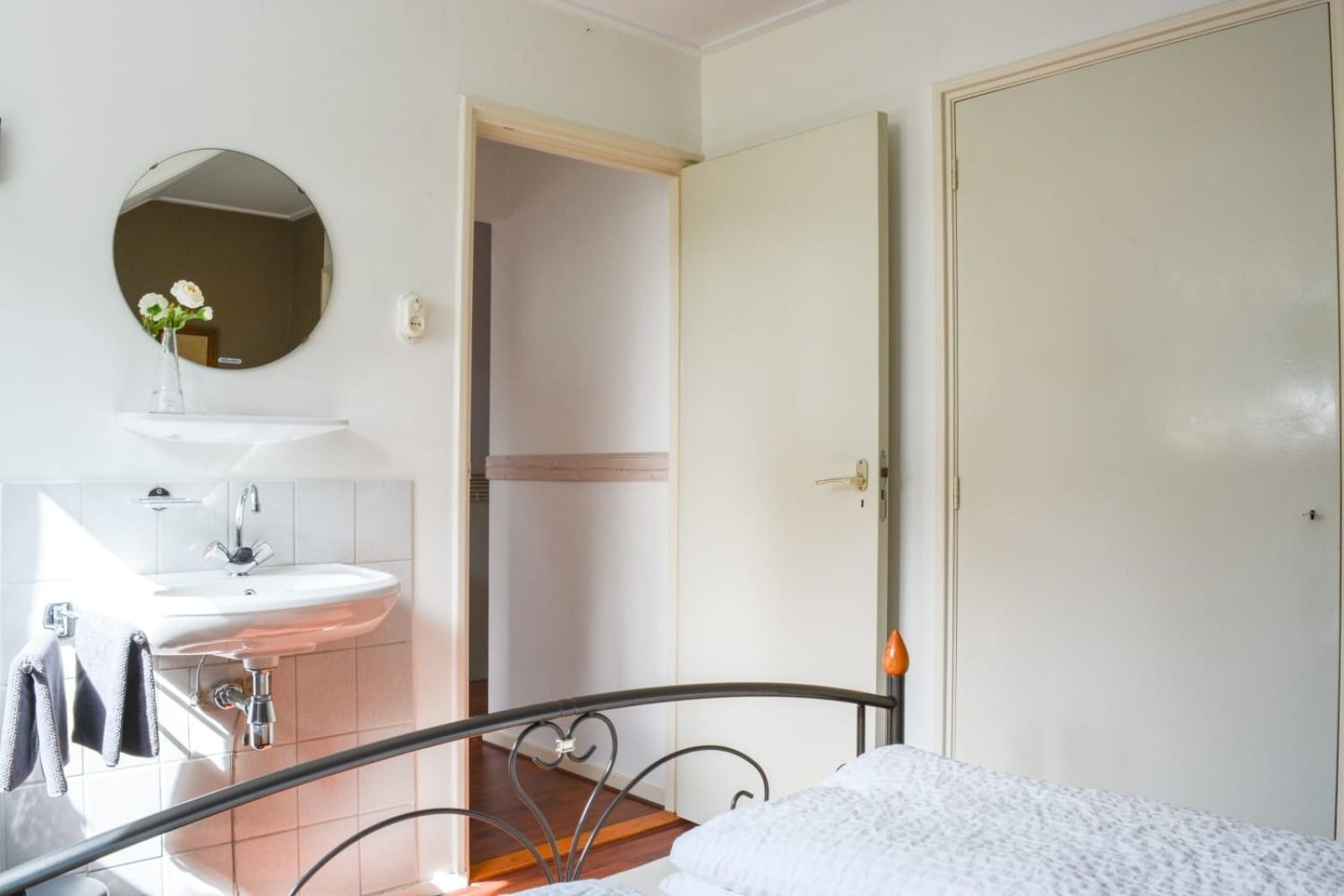 Guest house 590470 - Holiday property Noord-Beveland - ZE1772