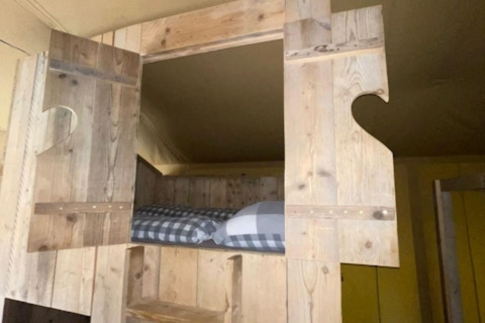 Guest house 600141 - Tent house Schouwen-Duiveland - Safaritent