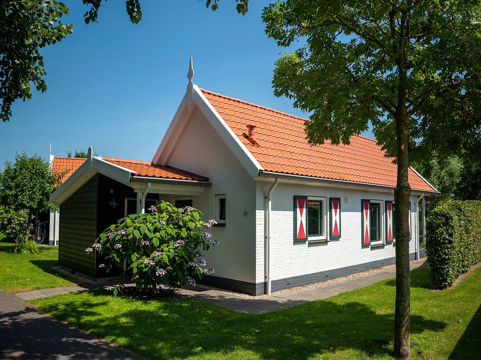 Guest house 6004105 - Bungalow Schouwen-Duiveland - Resort Haamstede | 2-persoons bungalow | 2AL