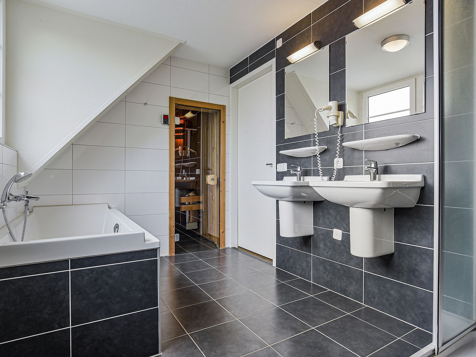 Unterkunft 6004107 - Bungalow Schouwen-Duiveland - Resort Haamstede | 4-persoons bungalow | 4BL2