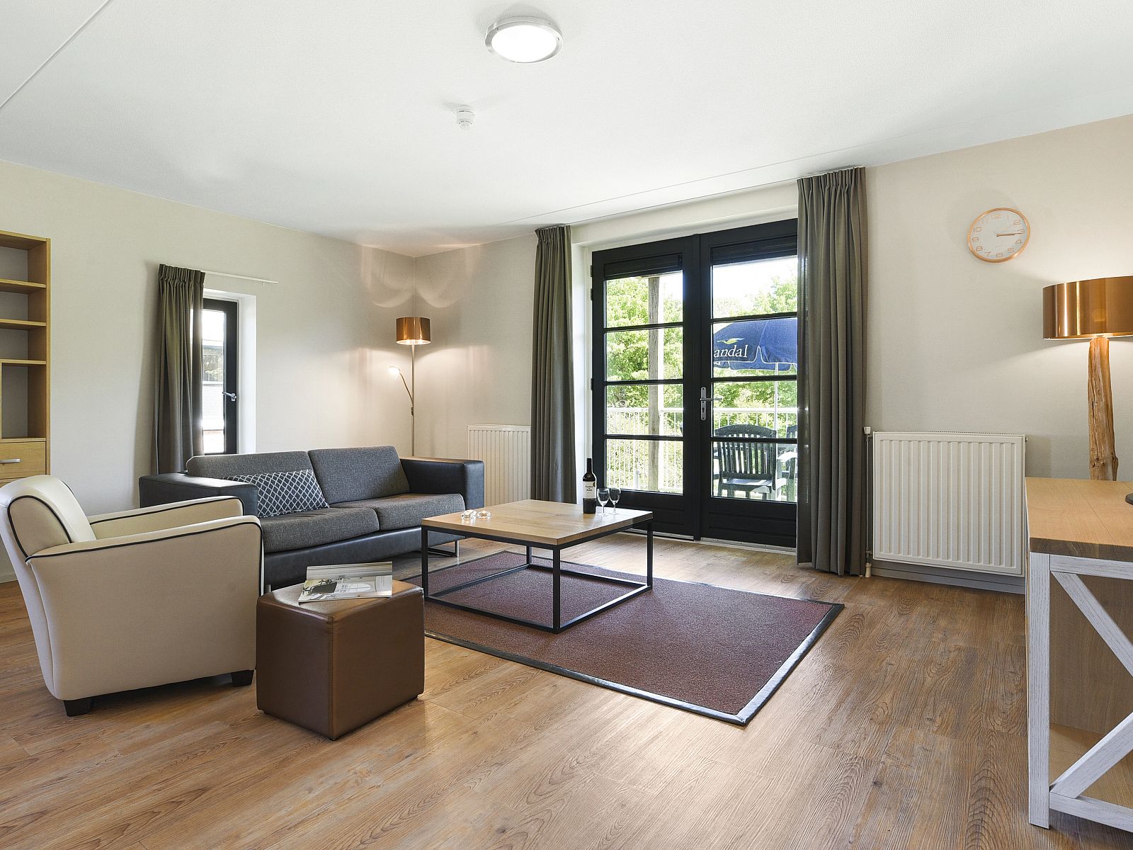 Unterkunft 6004109 - Bungalow Schouwen-Duiveland - Résidence 't Hof van Haamstede | 4-persoons Heerenhuisappar