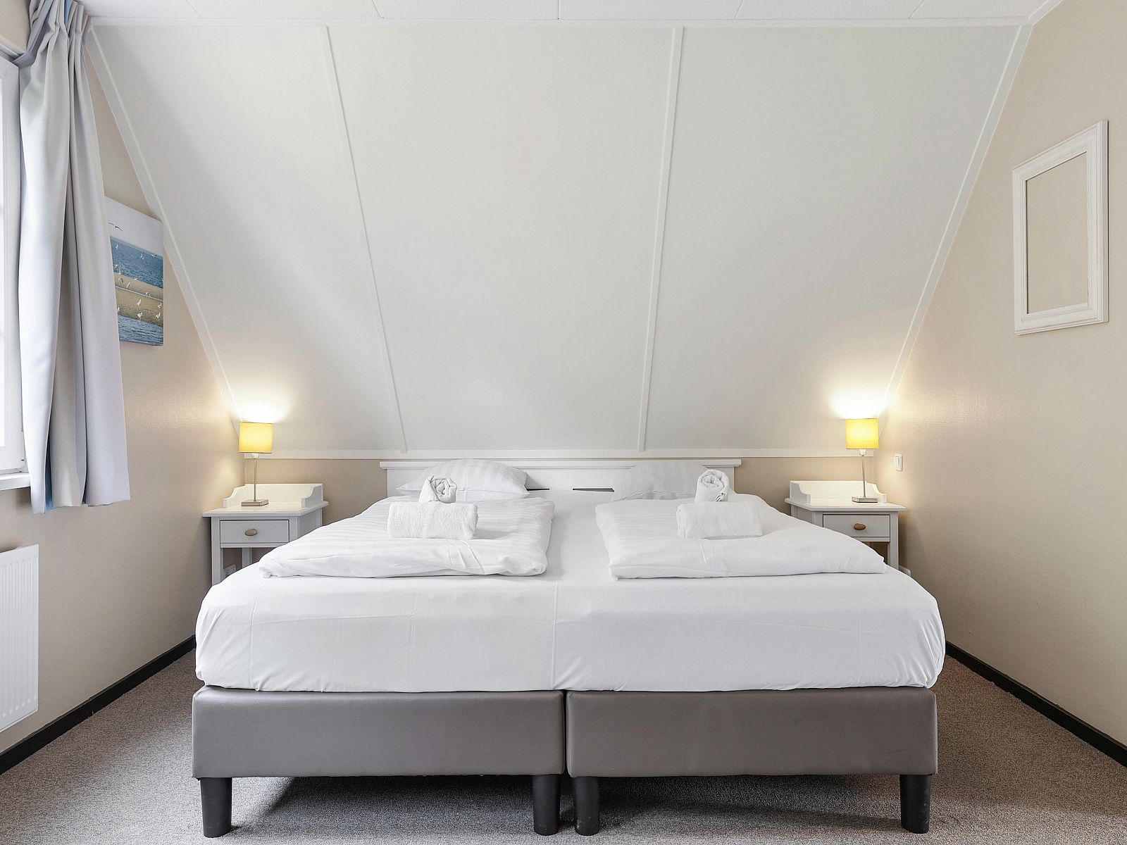 Guest house 6004111 - Bungalow Schouwen-Duiveland - Resort Haamstede | 4-persoons bungalow | 4B4