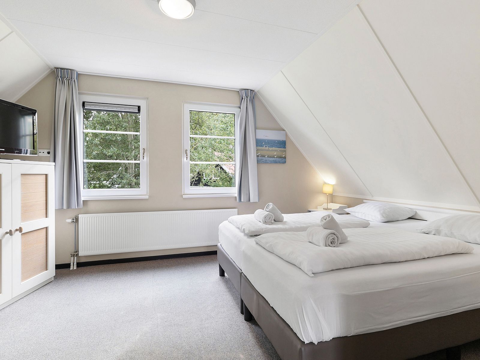 Guest house 6004111 - Bungalow Schouwen-Duiveland - Resort Haamstede | 4-persoons bungalow | 4B4