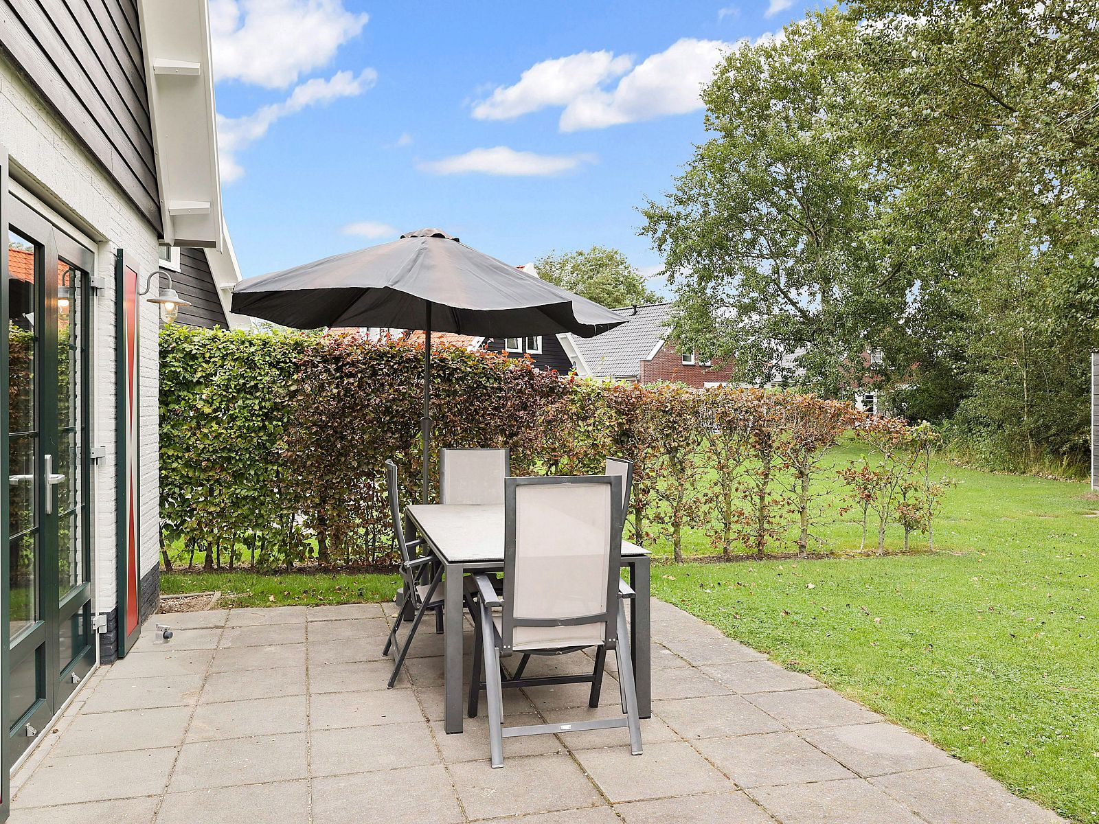 Guest house 6004111 - Bungalow Schouwen-Duiveland - Resort Haamstede | 4-persoons bungalow | 4B4