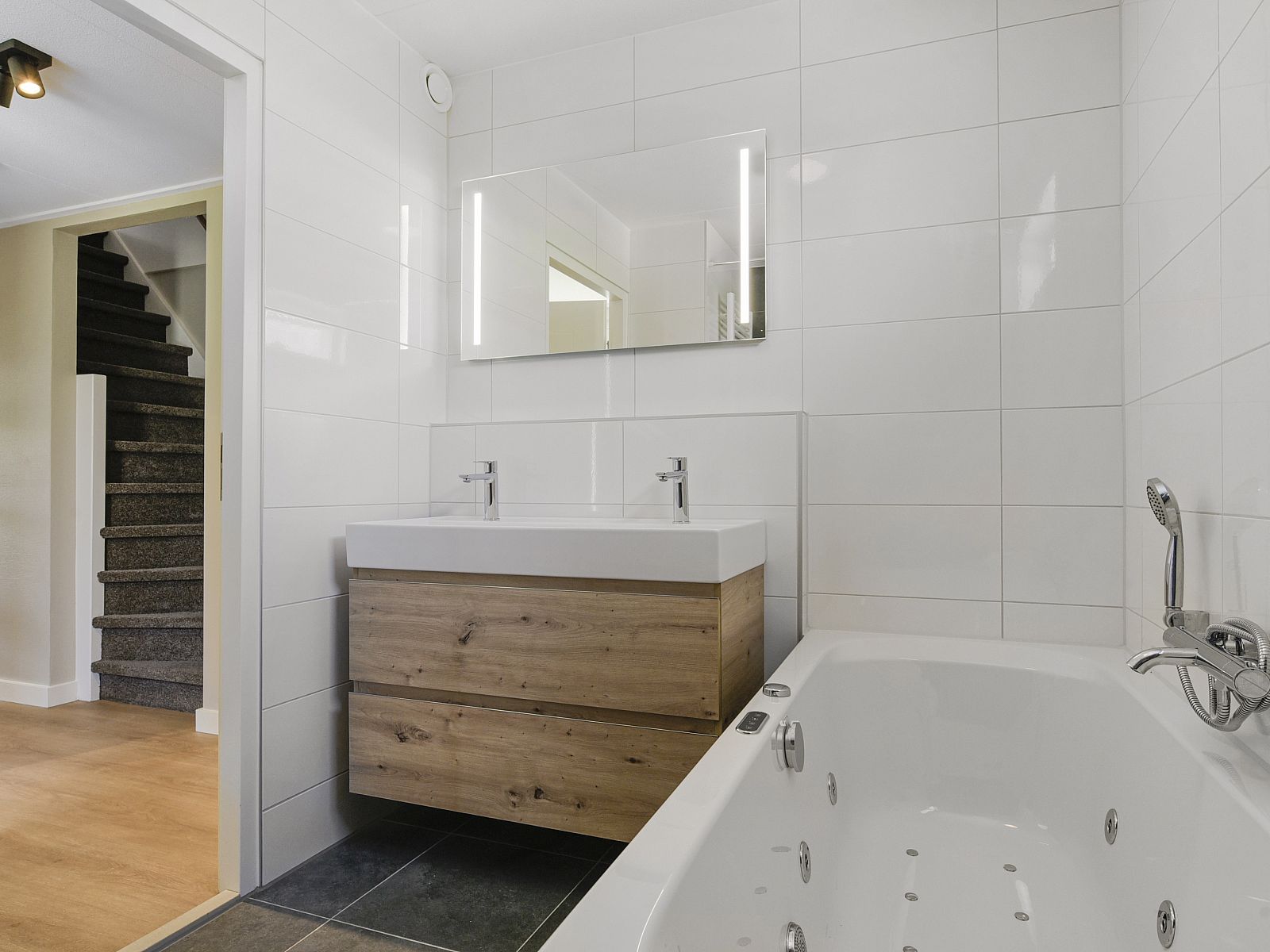 Guest house 6004114 - Bungalow Schouwen-Duiveland - Villapark Livingstone | 6-persoons villa | 6D2