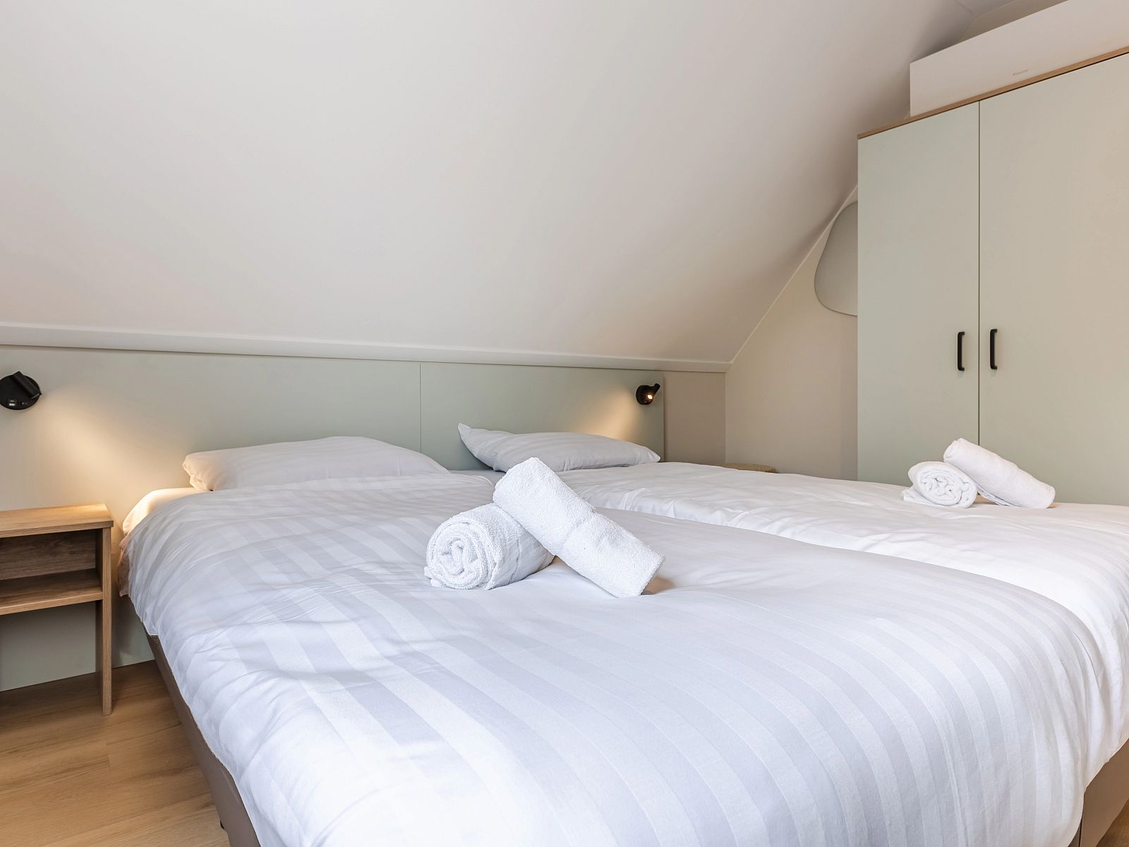 Unterkunft 6004116 - Bungalow Schouwen-Duiveland - Resort Haamstede | 6-persoons bungalow | 6EL-V