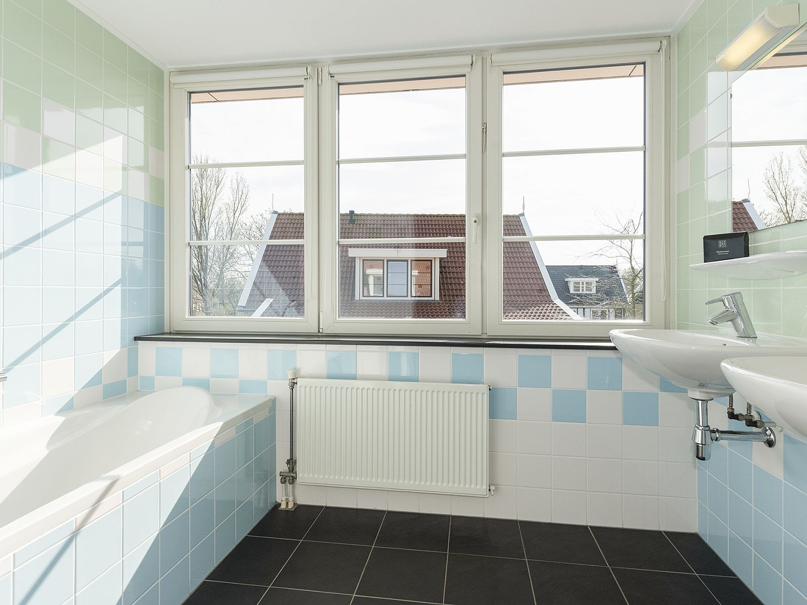 Guest house 6004151 - Bungalow Schouwen-Duiveland - Resort Haamstede | 12-persoons bungalow | 12G