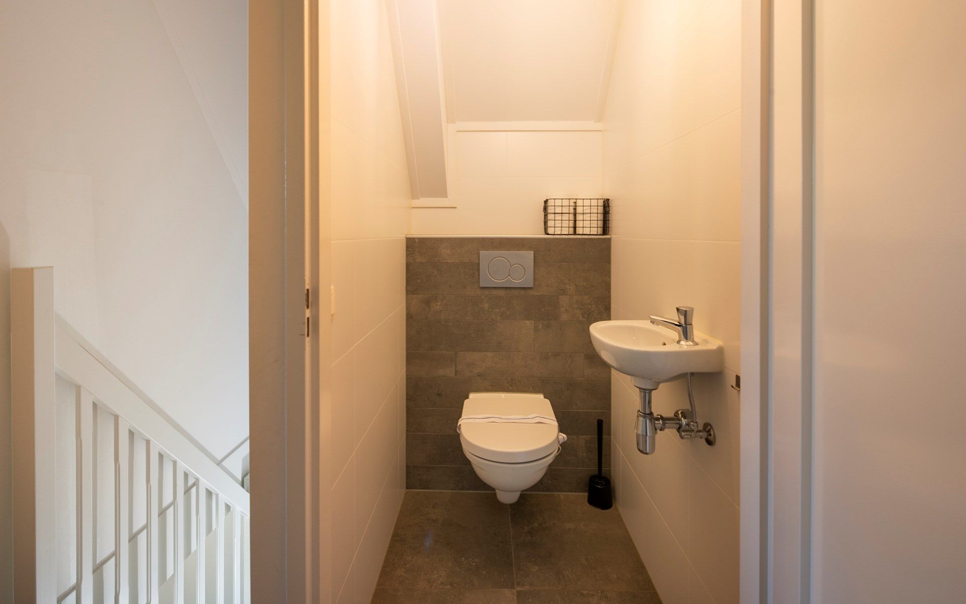 Slaapkamer met stapelbed in Vakantievilla Paardenbos 5 in Burgh-Haamstede, een gezinsvriendelijke vakantiewoning in Zeeland.