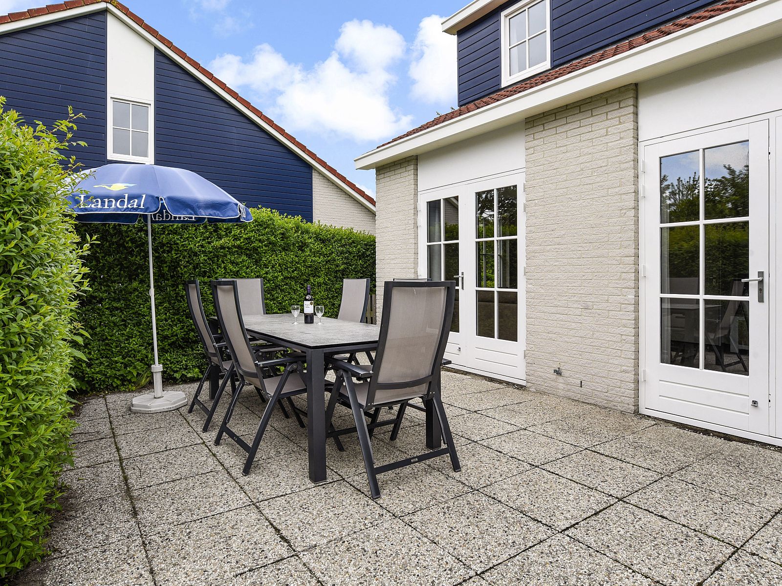 Guest house 600439 - Bungalow Schouwen-Duiveland - Villapark Livingstone | 6-persoons villa | 6C1