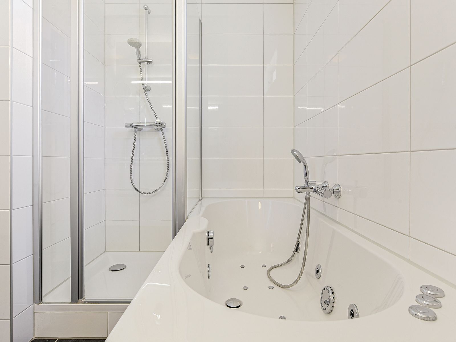 Guest house 600441 - Bungalow Schouwen-Duiveland - Villapark Livingstone | 6-persoons villa | 6EL