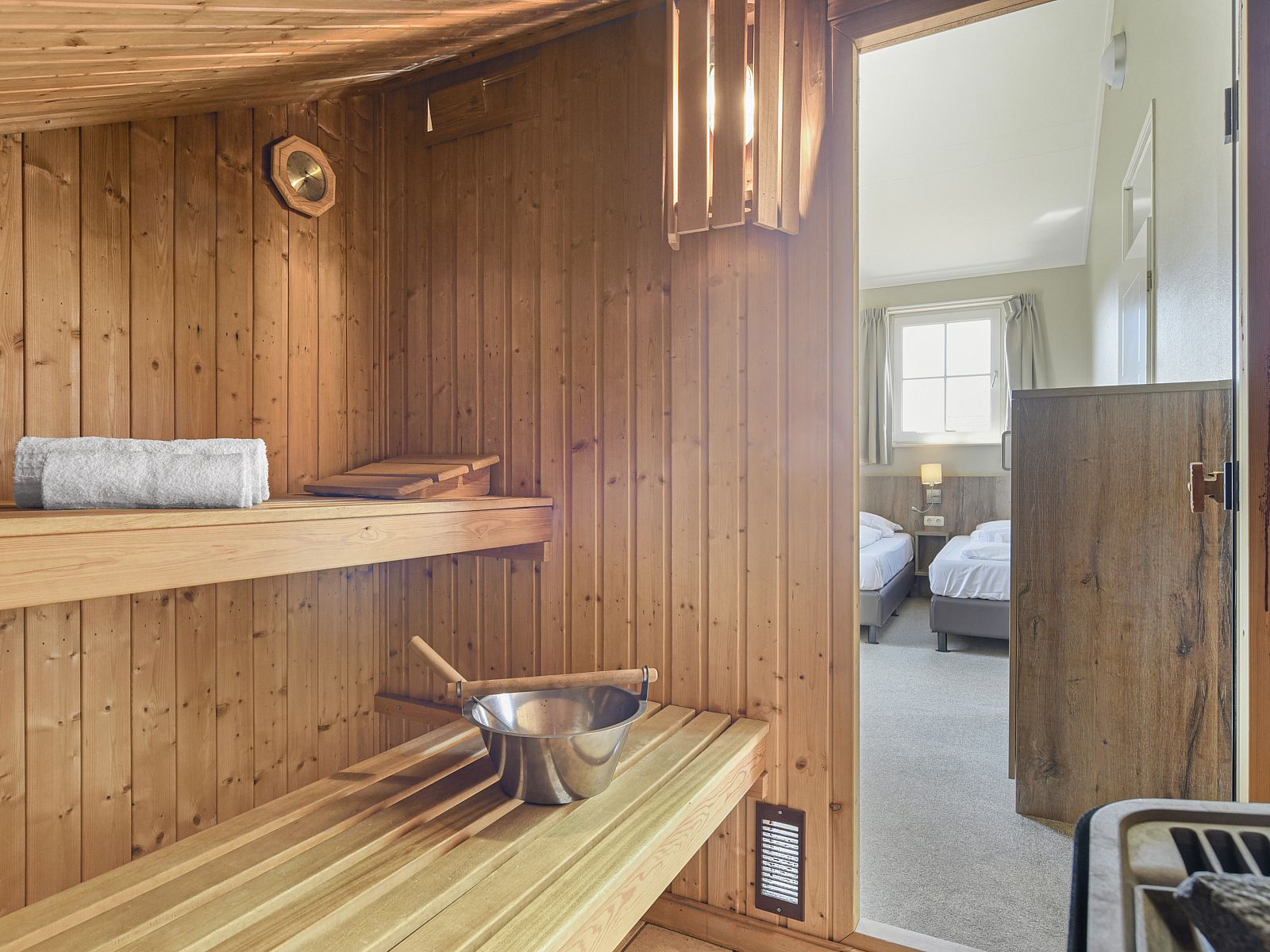 Guest house 600441 - Bungalow Schouwen-Duiveland - Villapark Livingstone | 6-persoons villa | 6EL