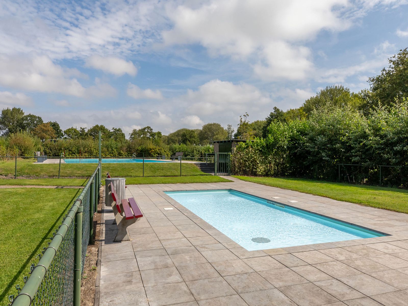 Kinderzwembad bij Vakantiehuis Buitenplaats Schouwen nr 86, Burgh-Haamstede, Schouwen-Duiveland.