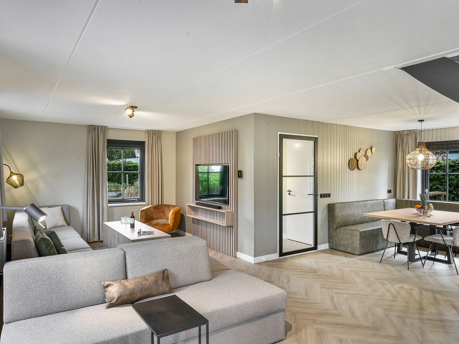 Unterkunft 600482 - Bungalow Schouwen-Duiveland - Duinpark 't Hof van Haamstede | 8-persoons bungalow | 8EL2