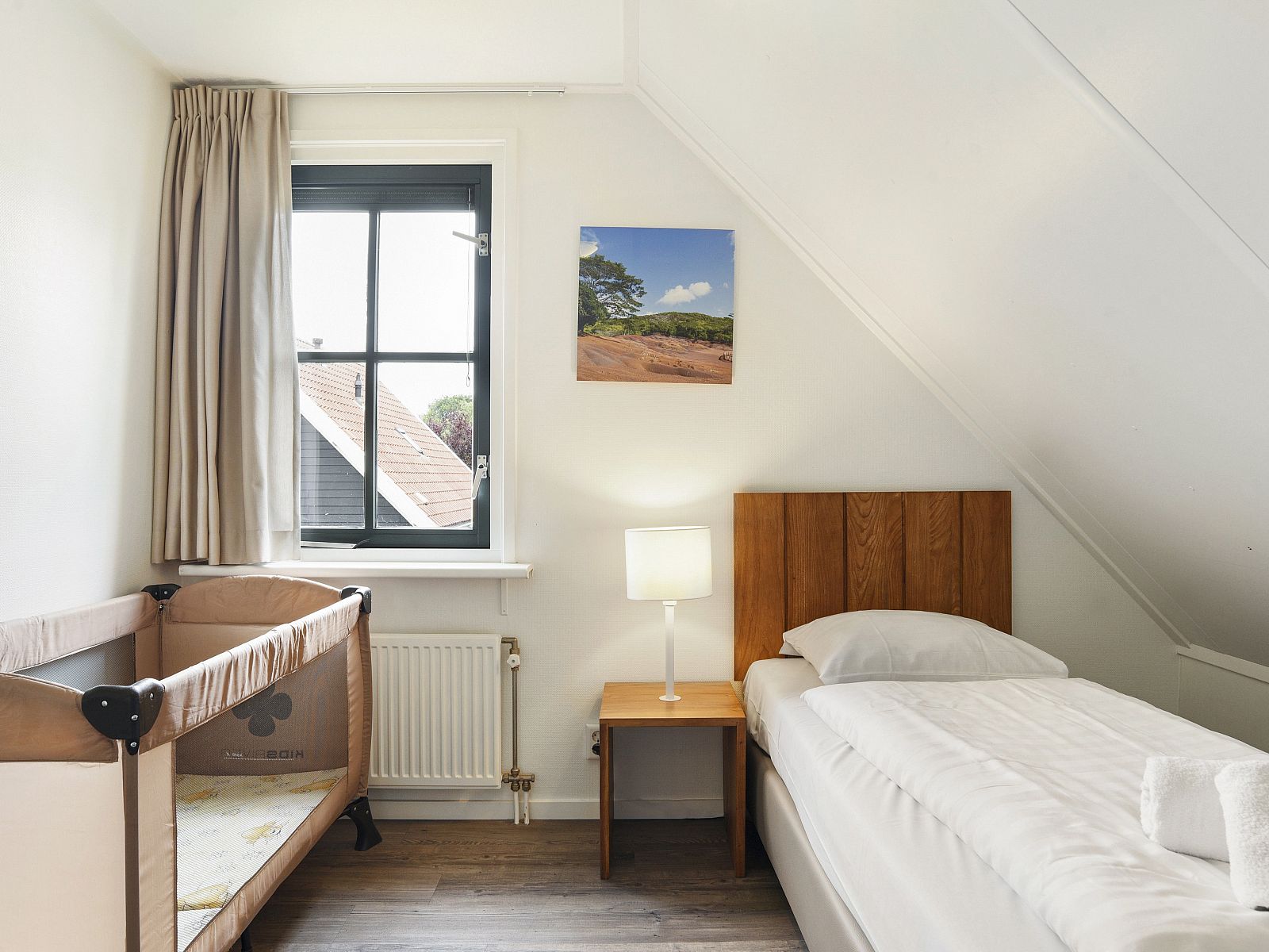 Guest house 600484 - Bungalow Schouwen-Duiveland - Duinpark 't Hof van Haamstede | 8-persoons bungalow | 8E1