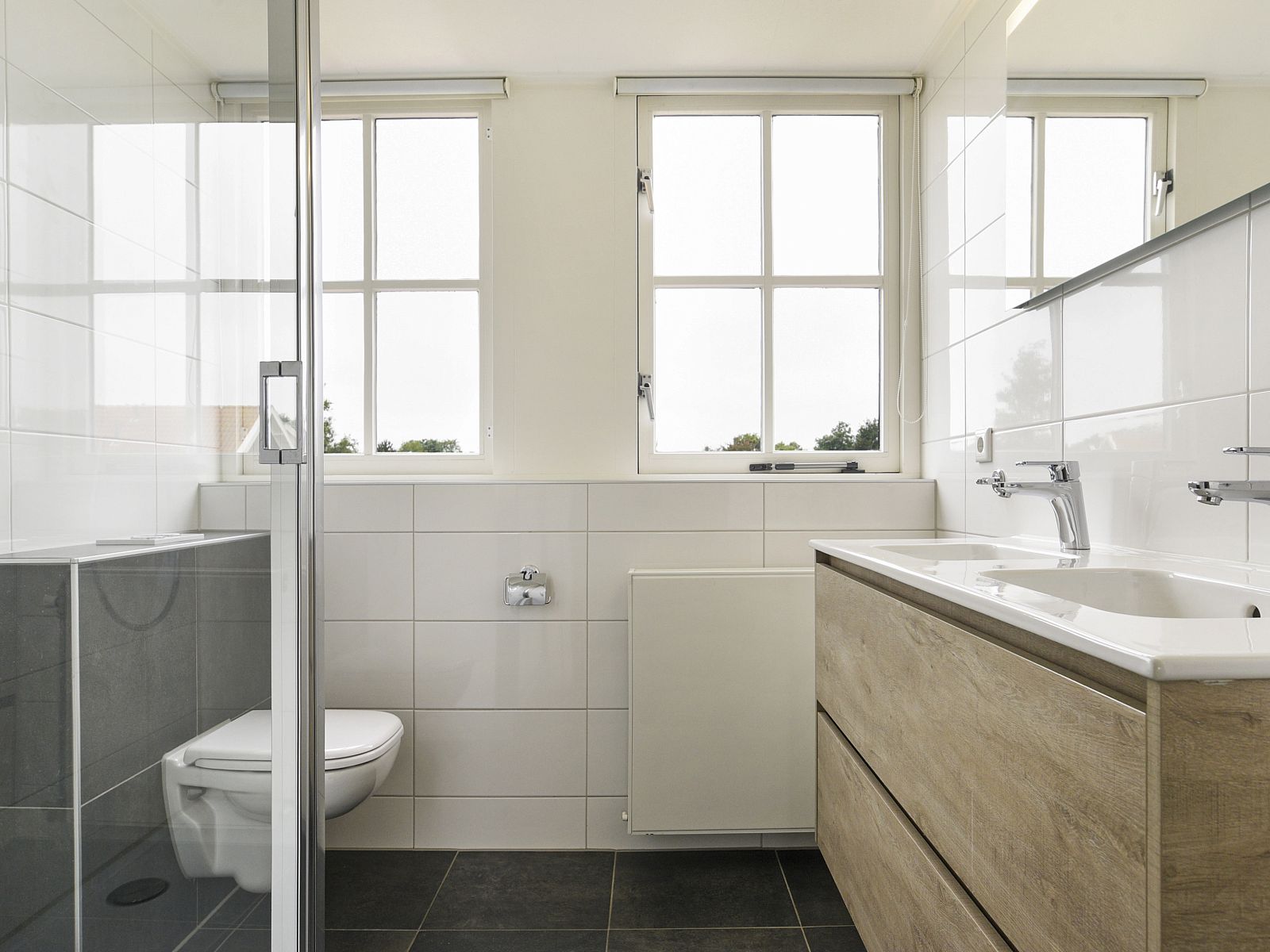 Guest house 600484 - Bungalow Schouwen-Duiveland - Duinpark 't Hof van Haamstede | 8-persoons bungalow | 8E1