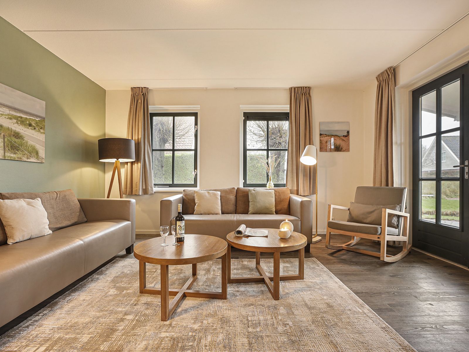 Guest house 600484 - Bungalow Schouwen-Duiveland - Duinpark 't Hof van Haamstede | 8-persoons bungalow | 8E1