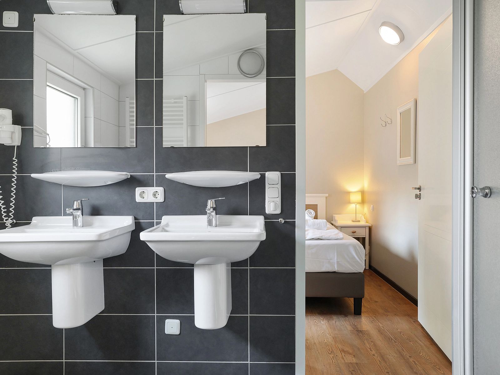 Unterkunft 600494 - Bungalow Schouwen-Duiveland - Resort Haamstede | 4-persoons bungalow | 4B3